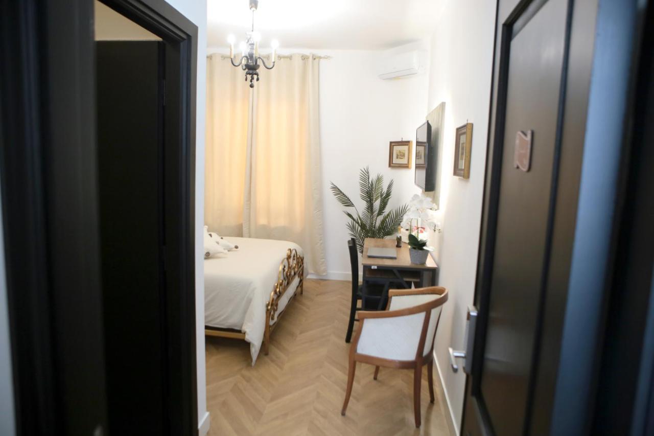 Roma Imperial Suites Екстериор снимка